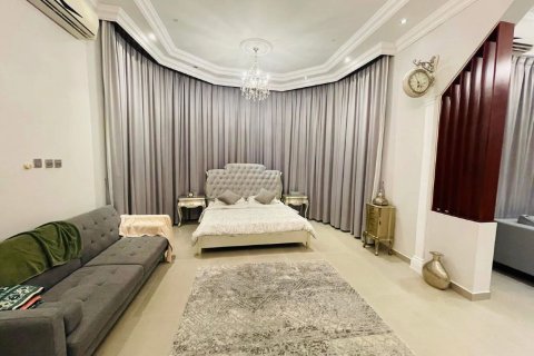 Villa en venta en Ras Al Khaimah, EAU 4 dormitorios, 929 m2 № 734602 - foto 11