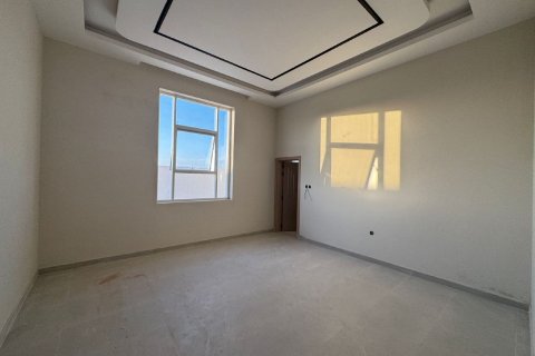 Βίλα σε Seih Al Uraibi, Ras Al Khaimah, ΗΑΕ 4 υπνοδωμάτια, 929 τ.μ. Αρ. 734598 - φωτογραφία 4