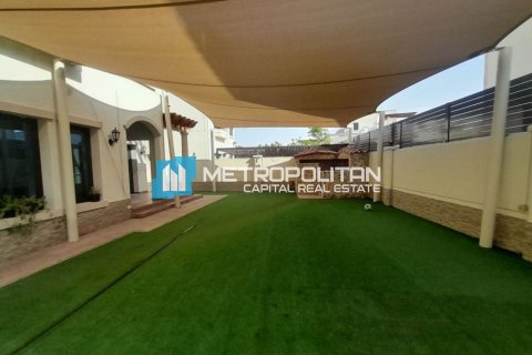 Villa itt: Abu Dhabi, EAE, 5 hálószoba, 351.8 m², azonosító: 659845 - fénykép 3