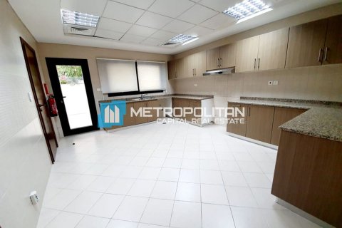 Villa itt: Abu Dhabi, EAE, 5 hálószoba, 351.8 m², azonosító: 659845 - fénykép 19