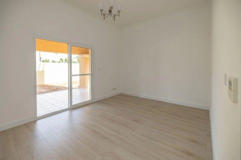 וילה להשכרה ב Dubai Silicon Oasis, Dubai, איחוד האמירויות  4 חדרי שינה, 288 מ"ר, מספר 764327 - תמונה 4
