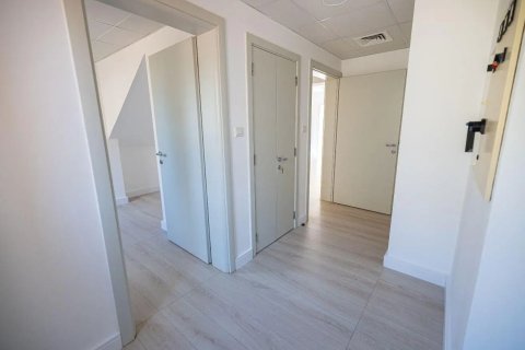 וילה להשכרה ב Dubai Silicon Oasis, Dubai, איחוד האמירויות  4 חדרי שינה, 288 מ"ר, מספר 764327 - תמונה 17