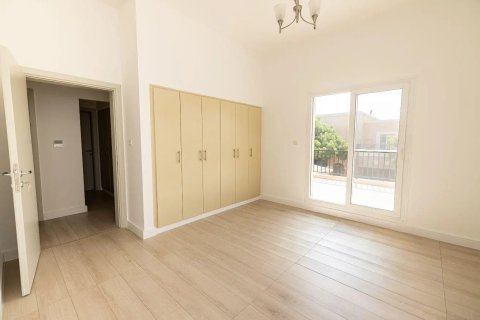 וילה להשכרה ב Dubai Silicon Oasis, Dubai, איחוד האמירויות  4 חדרי שינה, 288 מ"ר, מספר 764327 - תמונה 3