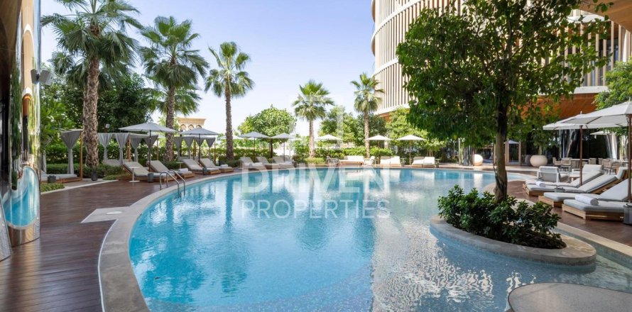 דירה ב Jumeirah, Dubai, איחוד האמירויות 3 חדרי שינה, 278.34 מ"ר מספר 761691
