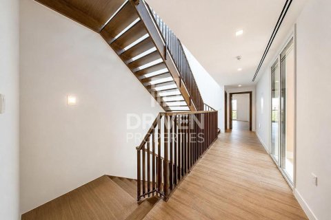 Villa en alquiler en Jumeirah, Dubai, EAU 4 dormitorios, 397.63 m2 № 746121 - foto 18