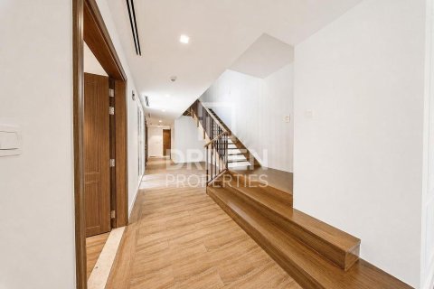 Villa en alquiler en Jumeirah, Dubai, EAU 4 dormitorios, 397.63 m2 № 746121 - foto 17