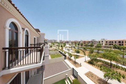 Villa en alquiler en Jumeirah, Dubai, EAU 4 dormitorios, 397.63 m2 № 746121 - foto 26