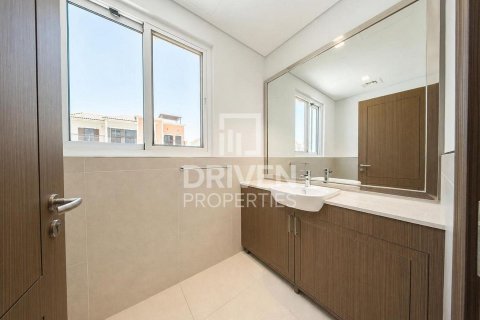 Villa en alquiler en Jumeirah, Dubai, EAU 4 dormitorios, 397.63 m2 № 746121 - foto 25
