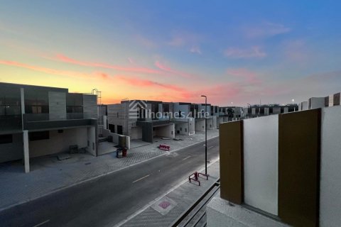 Βίλα σε Mohammed Bin Rashid City, Dubai, ΗΑΕ 3 υπνοδωμάτια, 187 τ.μ. Αρ. 735948 - φωτογραφία 4
