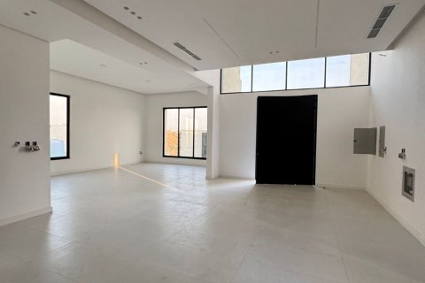 Villa te koop in Ras Al Khaimah, VAE 6 slaapkamers, 929 vr.m., nr 735093 - foto 8