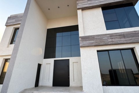 Villa te koop in Ras Al Khaimah, VAE 6 slaapkamers, 929 vr.m., nr 735093 - foto 15