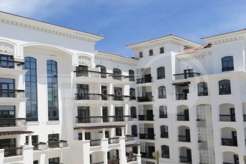 Apartamento en venta en Yas Island, Abu Dhabi, EAU 1 dormitorio, 79 m2 № 731143 - foto 15