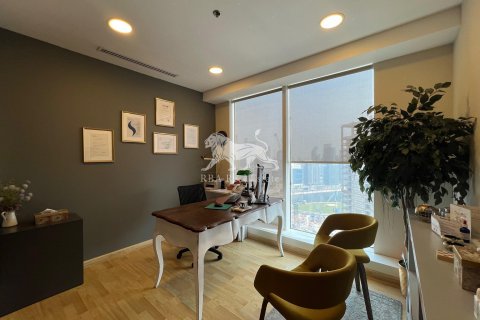 Biuro na sprzedaż w Business Bay, Dubai, ZEA 83.7 mkw., nr 563490 - zdjęcie 9