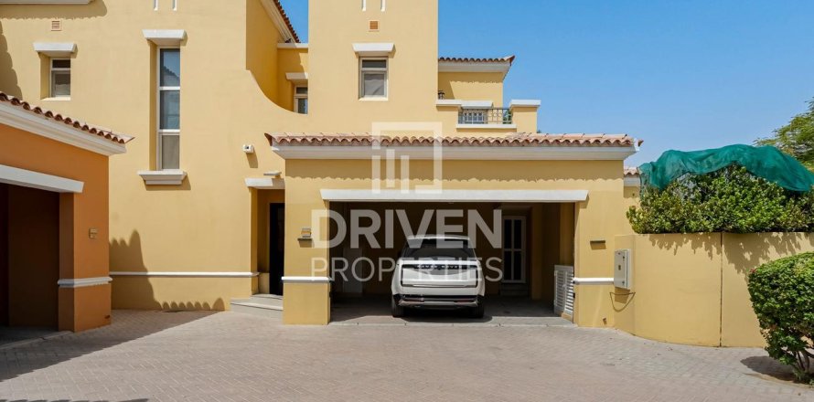 Huvila Arabian Ranches, Dubai, Arabiemiraatit 3 makuuhuonetta, 445.93 m2 № 767433