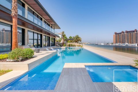 Vila v Palm Jumeirah, Dubai, SAE 6 spální, 1358.15 m2 č. 747134 - Fotografia 18