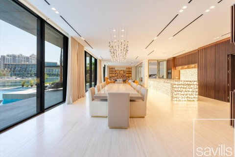 Vila v Palm Jumeirah, Dubai, SAE 6 spální, 1358.15 m2 č. 747134 - Fotografia 5