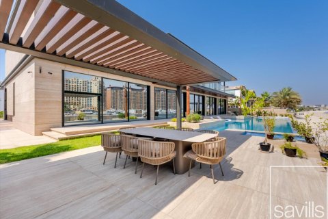 Vila v Palm Jumeirah, Dubai, SAE 6 spální, 1358.15 m2 č. 747134 - Fotografia 13