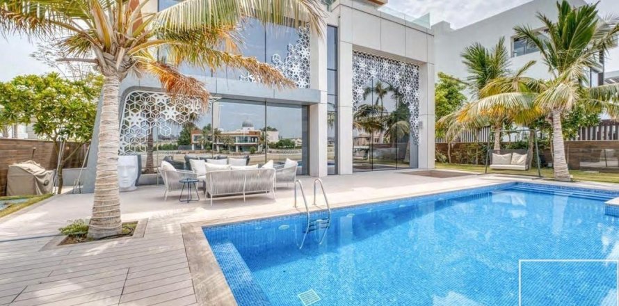 Villa i Palm Jumeirah, Dubai, UAE 6 soveværelser, 903.85 kvm № 747505