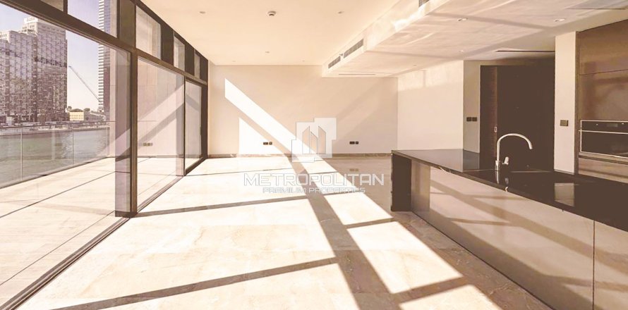 Μεζονέτα σε Business Bay, Dubai, ΗΑΕ 3 υπνοδωμάτια, 209 τ.μ. Αρ. 665085