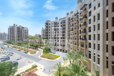 Apartment sa Umm Suqeim, Dubai, UAE 1 silid-tulugan, 71.72 sq.m. № 762509 - larawan 1