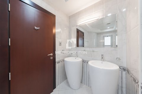 Huvila Al Furjan, Dubai, Arabiemiraatit 4 makuuhuonetta, 225 m2 № 664443 - kuva 10