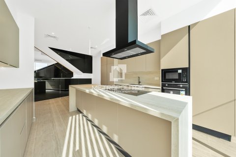 Vilă de închiriat în Al Barari, Dubai, EAU 4 dormitoare, 180 mp.  №664424 - poză 13