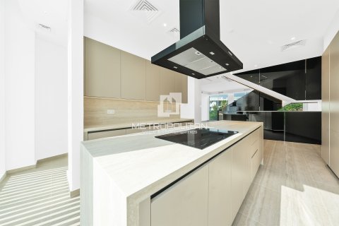 Vilă de închiriat în Al Barari, Dubai, EAU 4 dormitoare, 180 mp.  №664424 - poză 14