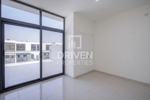 Müüa ridamaja asukohaga Dubai, AÜE: 3 magamistoaga, 151.8 m² Nr 767784 - pilt 12