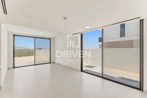 Vila di Dubai South (Dubai World Central), Dubai, UAE 4 bilik tidur, 596.81 meter persegi № 768255 - foto 3