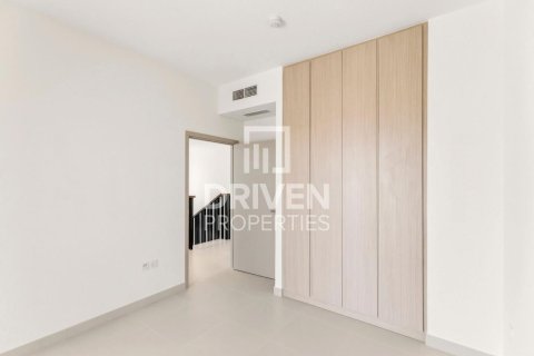 Vila di Dubai South (Dubai World Central), Dubai, UAE 4 bilik tidur, 596.81 meter persegi № 768255 - foto 9