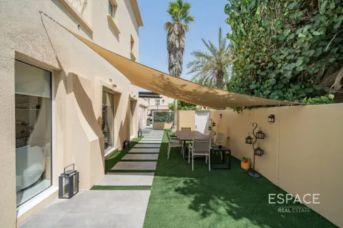 Villa in vendita a The Springs, Dubai, EAU 2 camere da letto, 167 mq. № 737822 - foto 19