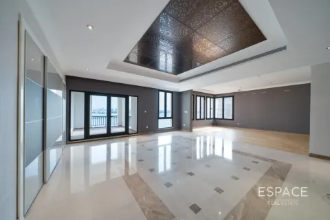 Huvila Palm Jumeirah, Dubai, Arabiemiraatit 9 makuuhuonetta, 1115 m2 № 737826 - kuva 6