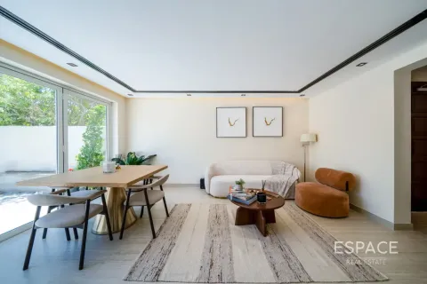 Villa en venta en The Springs, Dubai, EAU 3 dormitorios, 153 m2 № 737825 - foto 4