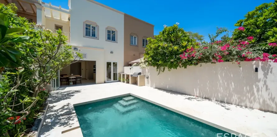 Villa en The Springs, Dubai, EAU 3 dormitorios, 153 m² № 737825