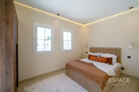 Villa en venta en The Springs, Dubai, EAU 3 dormitorios, 153 m2 № 737825 - foto 8