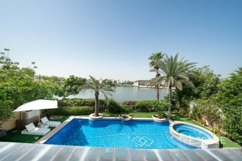 Vila di Meadows, Dubai, UEA 5 kamar tidur, 369 m2 nomor 738282 - foto 17