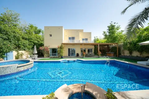 Vila di Meadows, Dubai, UEA 5 kamar tidur, 369 m2 nomor 738282 - foto 18