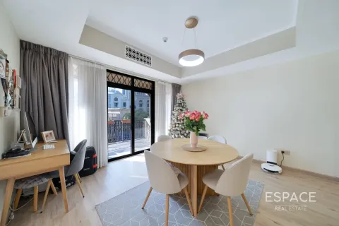 Appartamento in vendita a Downtown Dubai (Downtown Burj Dubai), Dubai, EAU 2 camere da letto, 131 mq. № 738042 - foto 13
