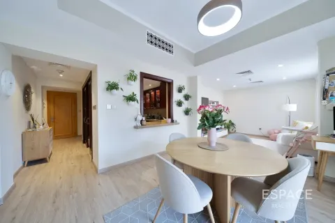 Appartamento in vendita a Downtown Dubai (Downtown Burj Dubai), Dubai, EAU 2 camere da letto, 131 mq. № 738042 - foto 6