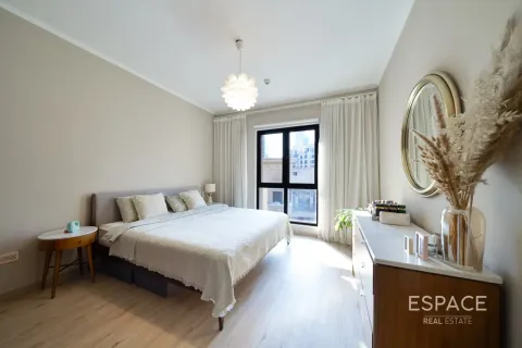 Appartamento in vendita a Downtown Dubai (Downtown Burj Dubai), Dubai, EAU 2 camere da letto, 131 mq. № 738042 - foto 5