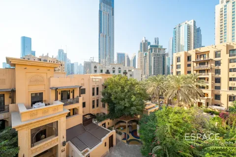 Appartamento in vendita a Downtown Dubai (Downtown Burj Dubai), Dubai, EAU 2 camere da letto, 131 mq. № 738042 - foto 19