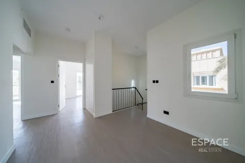 Villa til leje i Meadows, Dubai, UAE 4 soveværelser, 320 kvm № 738281 - foto 12