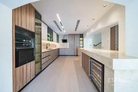 Villa til leje i Meadows, Dubai, UAE 4 soveværelser, 320 kvm № 738281 - foto 6
