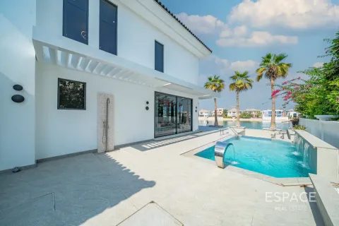 Villa in vendita a Palm Jumeirah, Dubai, EAU 4 camere da letto, 483 mq. № 738041 - foto 15