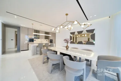 Villa in vendita a Palm Jumeirah, Dubai, EAU 4 camere da letto, 483 mq. № 738041 - foto 5