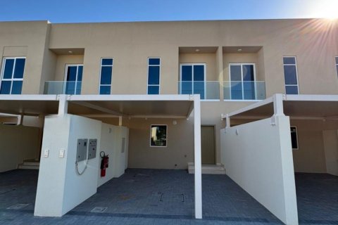 Maison de ville à vendre à Ras Al Khaimah, EAU 2 chambres, 170 m2 № 734605 - photo 4