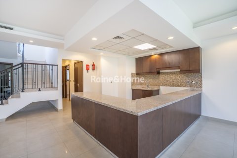 Radový dom v Motor City, Dubai, SAE 3 spálne, 239.9 m2 č. 707605 - Fotografia 13