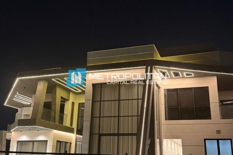 Villa on the Yas Island, Abu Dhabi, UAE 6 bedrooms, 1000 sq.m. № 687885 - photo 11