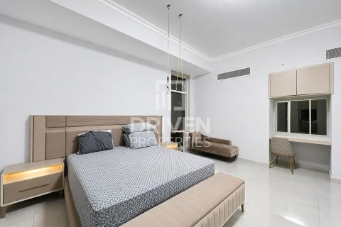 Apartament në Jumeirah Lake Towers, Dubai, Emiratet e Bashkuara Arabe 2 dhoma gjumi, 183.76 m2. № 765317 - Foto 8