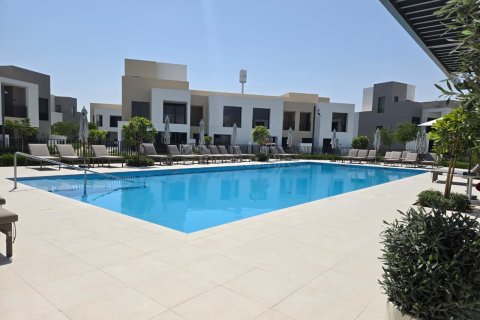 Radový dom v Arabian Ranches 3, Dubai, SAE 3 spálne, 128 m2 č. 726084